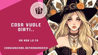 Cosa vuole dirti ora 🤐😱🧐 tarot cartomanziainterattiva tarocchiinterattivi amore [upl. by Natlus]