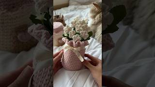 diy crochet flower vase with daisies  tutorial is on my yt channel 🤍 crocheting diycrafts [upl. by Nnaed]