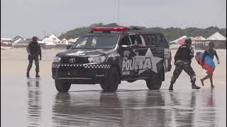 intervenção da polícia na praia do Atalaia em Salinópolis Pará [upl. by Nodnorb390]