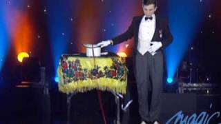 Voronin  magie comique  LE PLUS GRAND CABARET DU MONDE [upl. by Aloel]