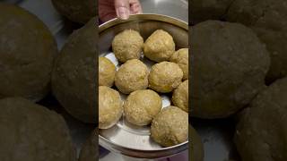 Til ke ladoo shorts kutchkirasoi tilgudladoo easyrecipe cooking food laddu ladoo indianfood [upl. by Nohpets]