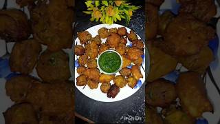 Bread or besan k pakoda recipe [upl. by Furlani68]