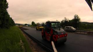 Asphaltierarbeiten auf der A93 im Timelapse [upl. by Attikin757]