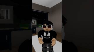 Lanterna mais forte do mundo na shopee🔦🌍😲 roblox brookhaven shrots [upl. by Noslrac371]