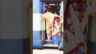 Many Crowd in train indian ytshorts trane treanding relway indiantrain viral [upl. by Celestyn29]