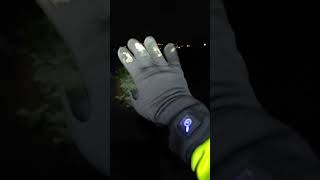 Erster Test beheizbare dünne Handschuhe im Winter Joggen und Radfahren im Winter [upl. by Anaujd]