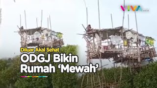 ODGJ Bangun Rumah 2 Lantai dari Kayu Bekas Endingnya Mengejutkan [upl. by Ettezil]