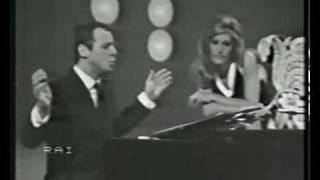 Dalida e Johnny dorelli 1966  Medley calabro lombardo [upl. by Adnawad]