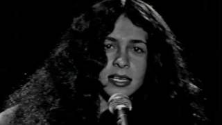 Gal Costa canta quotFlor do cerradoquot  1974 [upl. by Nossila]