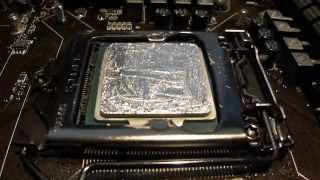 Intel i7 4770k delidding IHS removal with razor method [upl. by Ecnedurp]