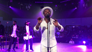 Anthony Hamilton Charlene Live Front Row Houston [upl. by Negris]