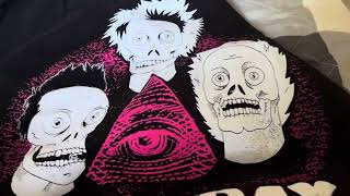 Paitons Green Day zombie pyramid Tshirt review [upl. by Nerek]