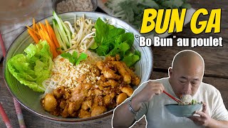 Bun Ga  quotBo Bunquot au poulet  Le Riz Jaune [upl. by Netsirhk]