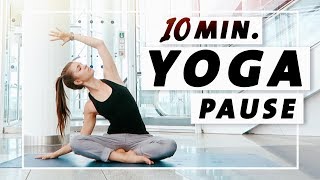 Yoga Flow Anfänger und Mittelstufe  10 Minuten Entspannung Dehnung amp Kraft [upl. by Gnol]