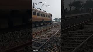 Ballia Express Passenger Train  05172 balliarailwaystation azmgarh  wag5 railshorts rail [upl. by Coppola]