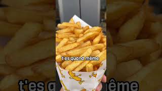 Une vraie friterie belge à Paris 🍟 3 Rue Mouffetard Paris 5 [upl. by Atteoj]