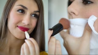 Mit diesem Trick hält dein Lippenstift den ganzen Tag [upl. by Jaddan]