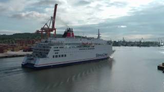 MS quotSTENA BALTICAquot aulaufend Gdynia [upl. by Eesdnyl]