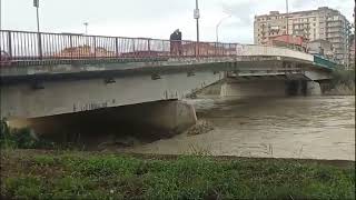 Maltempo alluvione in Sicilia il fiume Salso esonda a Licata Le drammatiche immagini [upl. by Britni]