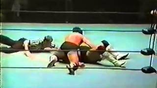 Tully Blanchard vs Wahoo McDanial [upl. by Oswal]