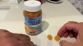 Vegan Omega 3 1000mg  Turmeric Gummies Review [upl. by Ueihtam]