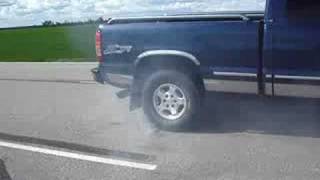 2000 Chevrolet Silverado 53 Burnout [upl. by Englebert]