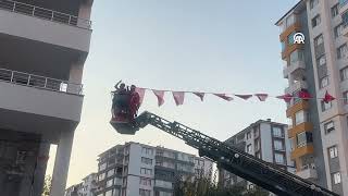 Şehit Uzman Çavuş Mehmet Kökcünün Malatyadaki ailesine şehadet haberi verildi [upl. by Julita416]