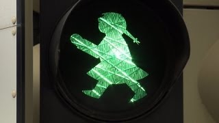 Emanzipierte Verkehrssignale Das Ende des Ampelmännchens  SPIEGEL TV [upl. by Nico]