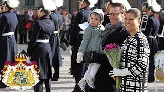 Kronprinsessans namnsdag firas på Kungliga slottet  2014 [upl. by Cressida980]