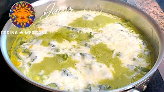 Pollo Con Rajas y Crema [upl. by Nairrod]