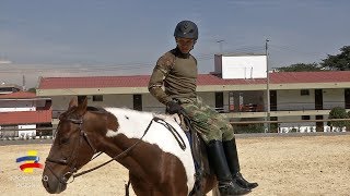 Curso de Caballería Montada del Ejército Nacional [upl. by Erdei]