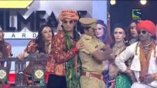 Ranveer Singh Bhai Bhai Song in Filmfare Awards 2014 [upl. by Baelbeer]