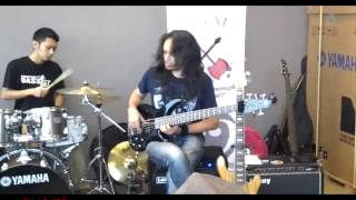 YAMAHA TRBX305 FLY BASSMAN  BASS SOLO [upl. by Macy]