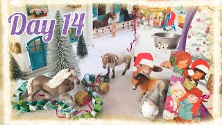 Schleich 2021 Horse Club amp Farm World Advent Calendar Unboxing  Day 14  Schleich Christmas [upl. by Lenny]