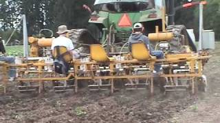 Retractable Blade Cultivator Weed Em and Reap [upl. by Porcia]