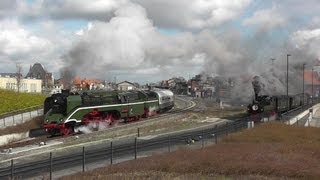 Doppelausfahrt in Wernigerode mit Schnellzugdampflok 18 201 und HSBMallet 99 5902 [upl. by Mandi]