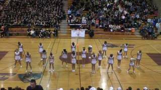 Eastlake Cheer at BBall vs Redmond Jan 16 2009 [upl. by Aryamo]