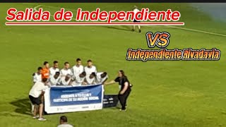 Salida de Independiente ante Independiente Rivadavia 2024 [upl. by Htennaj]