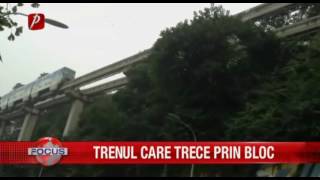 TRENUL CARE TRECE PRIN BLOC [upl. by Elrae416]