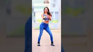 Es te song dance by shona trending trendingnow viralyoutubeshorts queenshona trendy explore [upl. by Coleen]