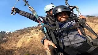 8 saal ka bacha 8000 fit height ki paragliding  pura video dekhna bache ne kya kiya [upl. by Eihcra607]