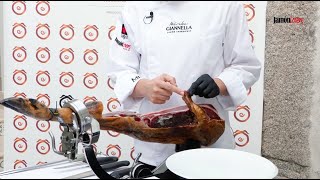 Come tagliare un jamón modo professionale Vídeo 7 Dove colloco le mani per tagliare in sicurezza [upl. by Akienahs]