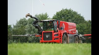 de bruyne agro with the Vervaet Quad 550 and Claas Xerion 4500 for the supply of manure  Assende [upl. by Joelynn]