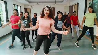 20Mins Lata Mangeshkar Mix Easy Daliy Beginner Workout [upl. by Kcirdahs]