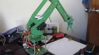 Demo palletizing robot arm project  MSP430G2 Launchpad [upl. by Glaudia]