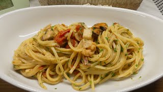 SPAGHETTI ALLA FRUTTI DI MARE SURGELATI I Ricetta delle Spaghetti ai frutti di mare surgelati 94 [upl. by Nagah]