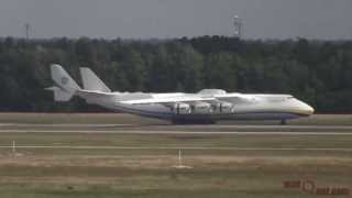 Antonov An225 quotMriyaquot UR82060 Arrives at IAH [upl. by Nioe]