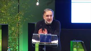 Marchionne IMITA Crozza [upl. by Marlen]