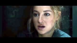 DIVERGENT 2014 MOVIE REACTION FIRST TIME WATCHING Shailene Woodley  Theo James  Review [upl. by Etteniuqna]