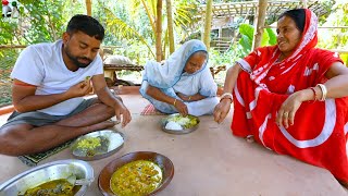 পুকুর থেকে কৈ মাছ ধরে পাহাড়ের এক মাটি আলু দিয়ে রান্না  village style fishing and cooking  villfood [upl. by Aicemaj]